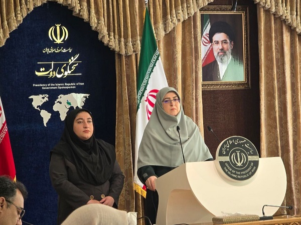توضیح مهاجرانی درباره زمان افزایش رقم کالابرگ و اعلام وزرای پیشنهادی دفاع و اطلاعات