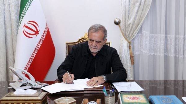 رئیس‌جمهور: عروج سرخ رهبر ما پایان راه نیست آغاز فصلی نوین است