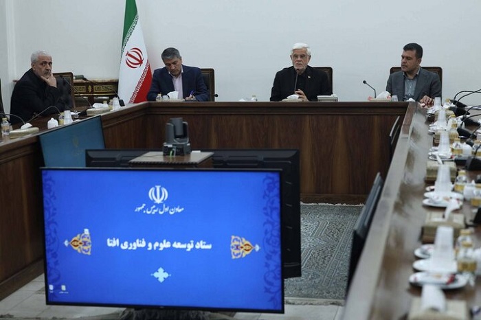 عارف: ارتقای امنیت سایبری باید در اولویت باشد