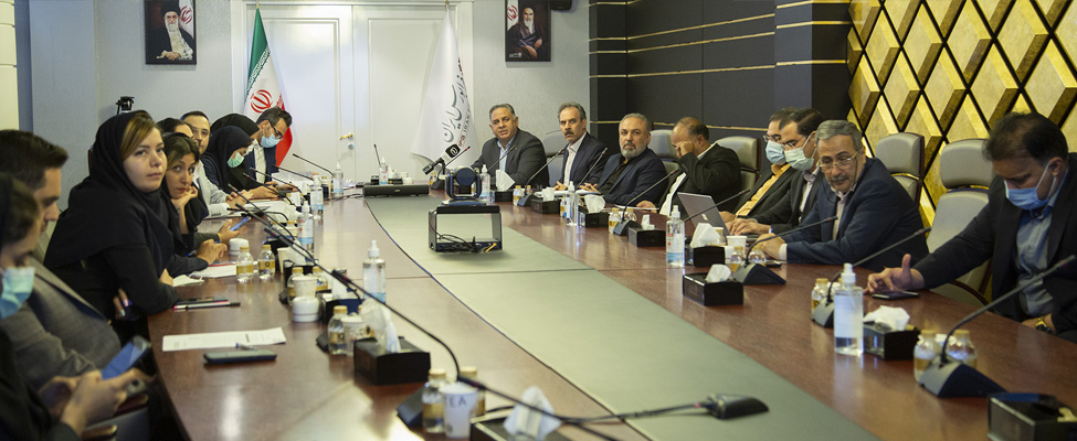 مهمان جدید فرابورس در جمع دارویی‌ها