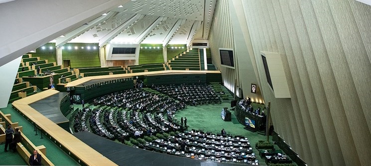 نماینده مجلس: جدی‌ترین پرونده‌های فساد به نظام بانکی ارتباط دارد