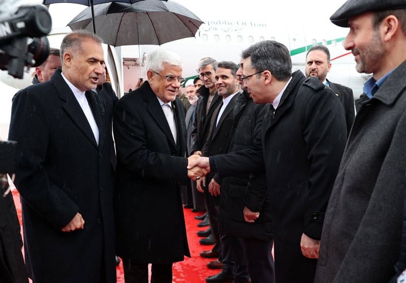 عارف وارد مسکو شد