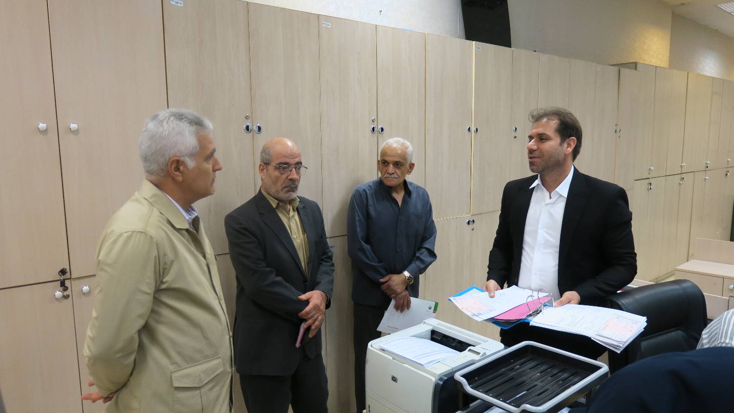  بازدید و بررسی میدانی مدیرعامل پست بانک ایران از وضعیت ارائه خدمات شعبه آپادانا 