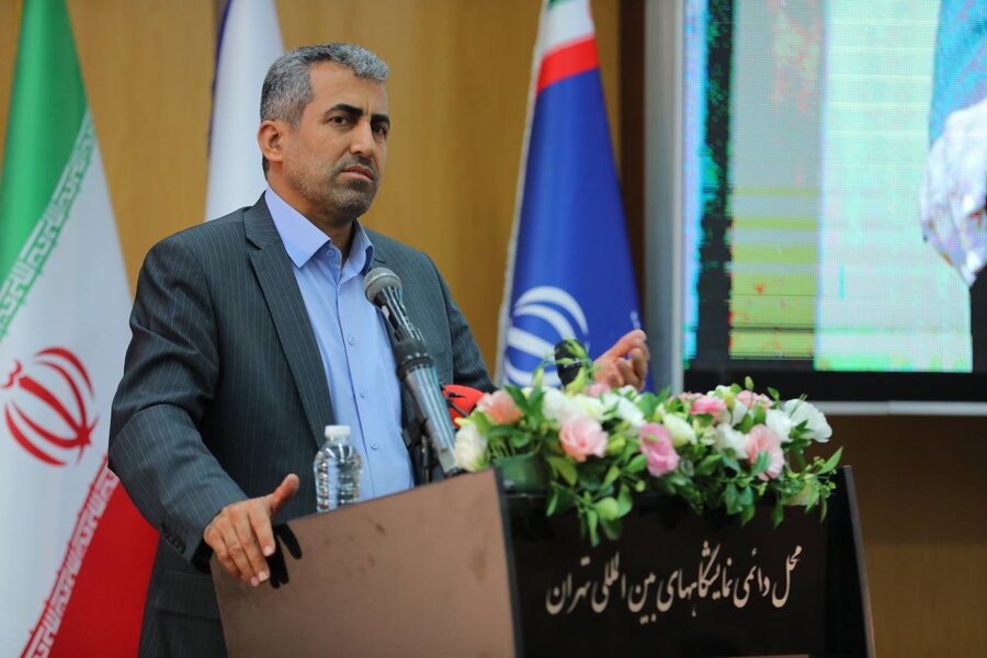 سیاست قیمت‌گذاری دستوری قواعد بازار سرمایه را بهم زده است/اجرای قانون مالیات بر سوادگری، منابع مالی را به سمت بازار سرمایه سوق می‌دهد