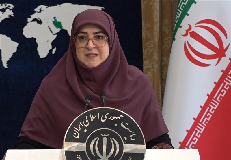 مهاجرانی: حذف ۴ صفر از پول ملی تصویب شد