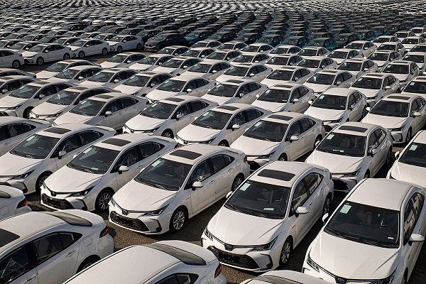 واردات خودرو در ایستگاه سکوت