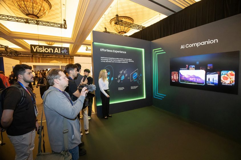 سامسونگ در رویداد CES 2025، فناوری Samsung Vision AI را معرفی کرد