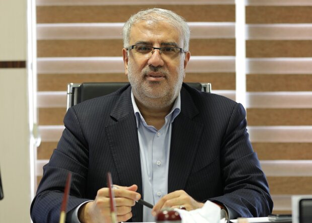 انعقاد 4.5 میلیارد دلار قرارداد برای توسعه میادین نفت و گاز/ظرفیت تولید پتروشیمی به 140 میلیون تن می‌رسد