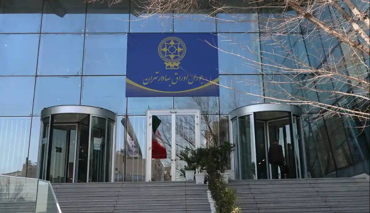 سد 2 میلیونی شاخص کل در آتش جنگ سوخت
