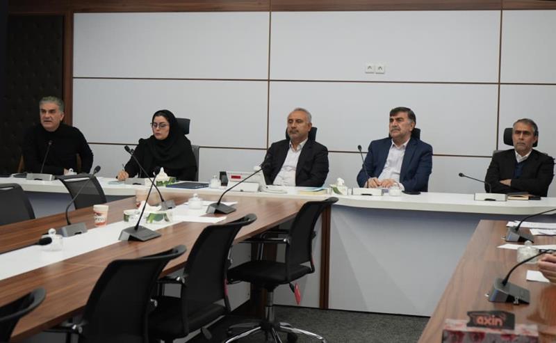 مدیران باید با رویکردی ارزیابانه، فرایندها را به صورت مستمر رصد کنند