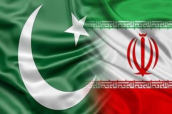 همایش پتروفن به یک راهبرد تبدیل شده است/آینده صنعت پتروشیمی با پیاده‌سازی نیازهای فناورانه در بستر بومی گره‌خورده/ به های‌تک‌ترین تکنولوژی‌ها در صنعت پتروشیمی دست‌یافته‌ایم