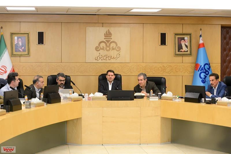 تامین نیازهای صنایع پایین دستی با بازیابی مجتمع‌های پتروشیمی و تسهیل واردات