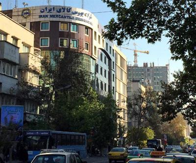 ۳۴۹ هزار تن محصول روی میز فروش می رود