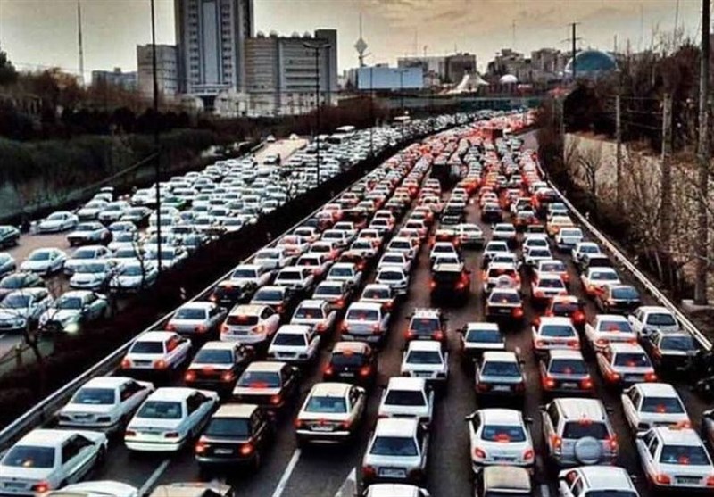 وضعیت ترافیک معابر و بزرگراه های پایتخت در پانزدهمین روز از فروردین