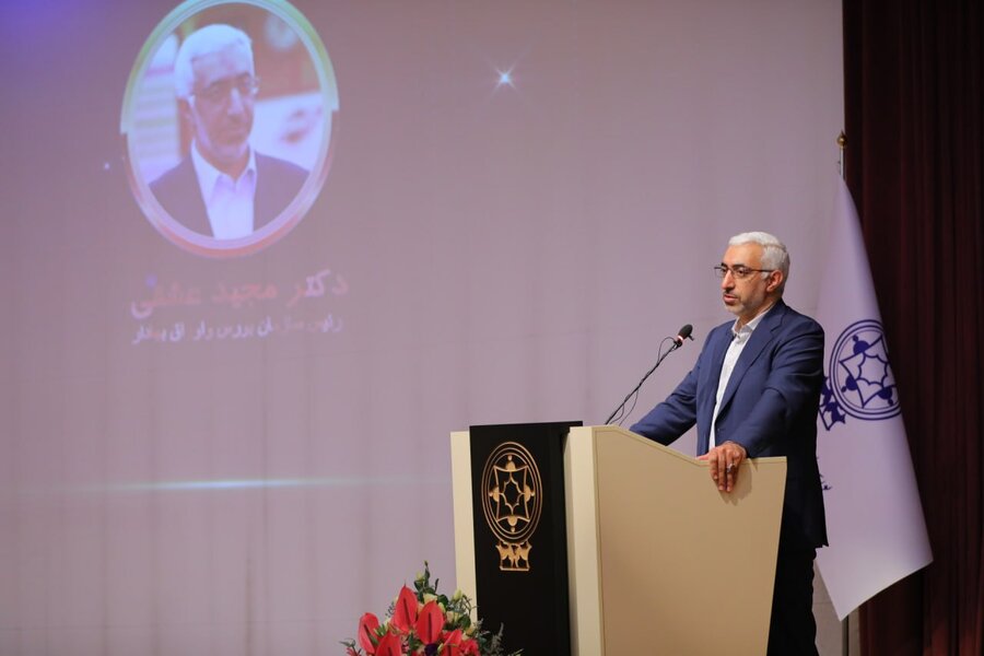 برقراری تعادل بین منافع ذی‌نفعان بازار با پیاده‌سازی حاکمیت شرکتی  بسیاری از مشکلات تحمیلی بر بورس به دلیل عدم رعایت حاکمیت شرکتی است/ پیگیر تبدیل حاکمیت شرکتی، به قانون هستیم