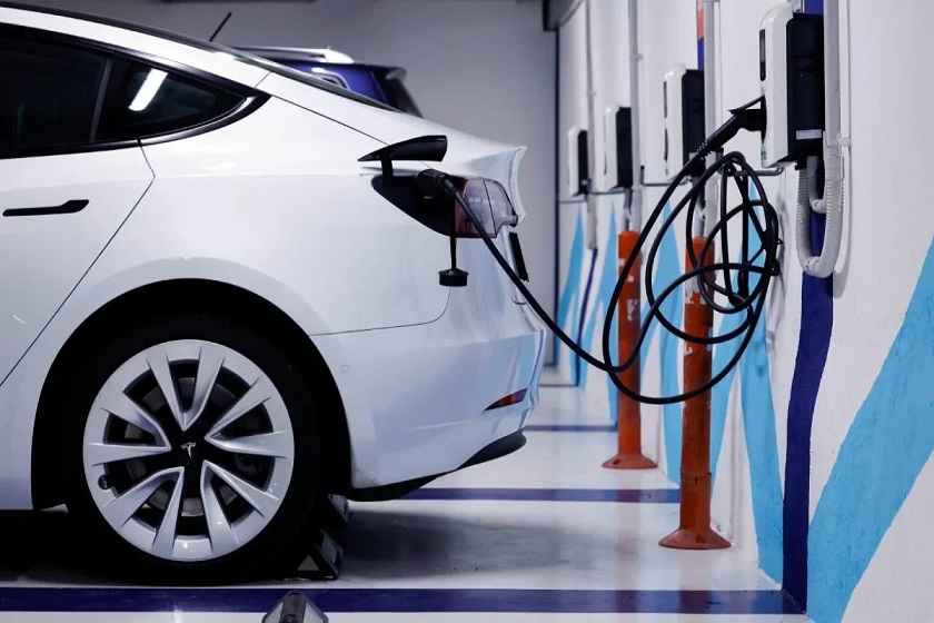 افزایش بی‌سابقه تقاضای خودروهای برقی در اروپا؛ انرژی گران، برق‌رسانی را شتاب داد