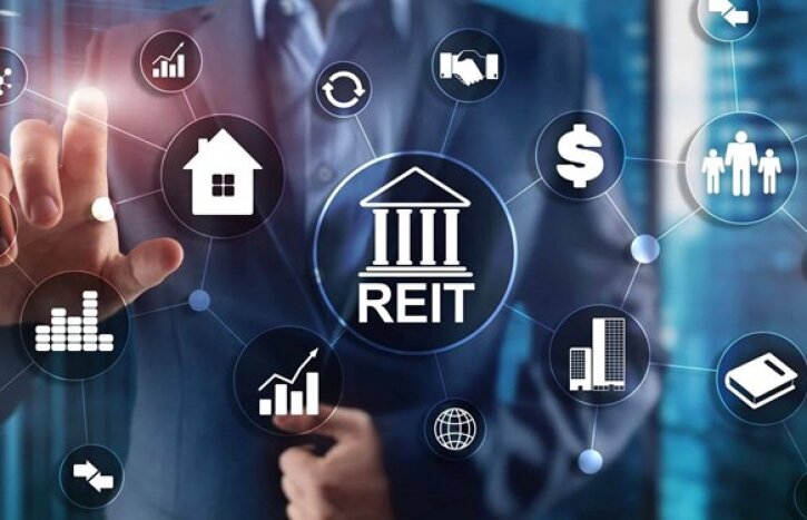  صندوق‌های املاک، ریسک و بازدهی بین سهام و صندوق‌های درآمد ثابت خواهند داشت