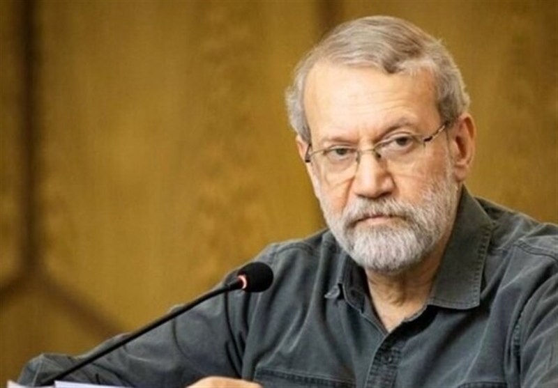 دست‌نوشته‌ علی لاریجانی در آستانه مراسم تشییع سلحشوران نیروی دریایی