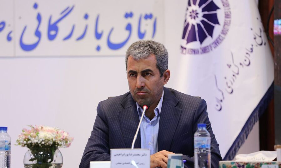 بخشی از سرمایه های ۴ بازار مسکن، خودرو، طلا و ارز در راه بازار سرمایه/ ظرفیت بالای کالاهای کشاورزی کرمان برای ورود به بورس کالا