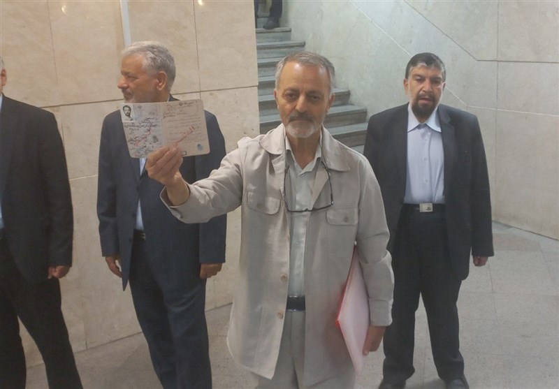  زریبافان داوطلب کاندیداتوری در انتخابات ریاست‌جمهوری شد 