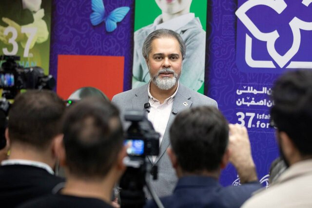 اکران «قاتل و وحشی» همچنان در ابهام / فریدزاده: فرآیند قانونی باید طی شود