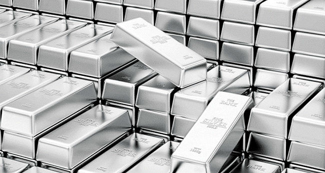 افت قیمت نقره هم‌زمان با ریزش اونس جهانی