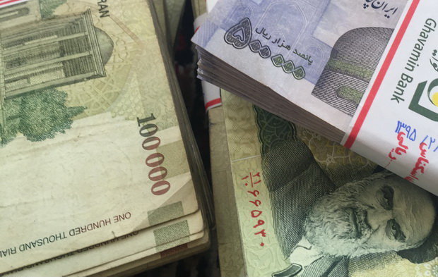 سخنگوی دولت: آیین‌نامه عیدی کارکنان دولت در حال تدوین است