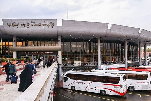 مردم بلیت اتوبوس بازگشت از قم و مشهد را از قبل تهیه کنند