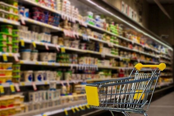با همراهی اصناف قم تعطیلی ۴ ساعتی در ساعات اوج مصرف برق