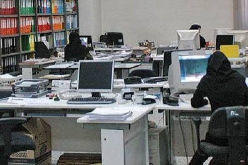 گره تبدیل وضعیت نیروهای شرکتی / قانون مانع است یا پیمانکاران؟