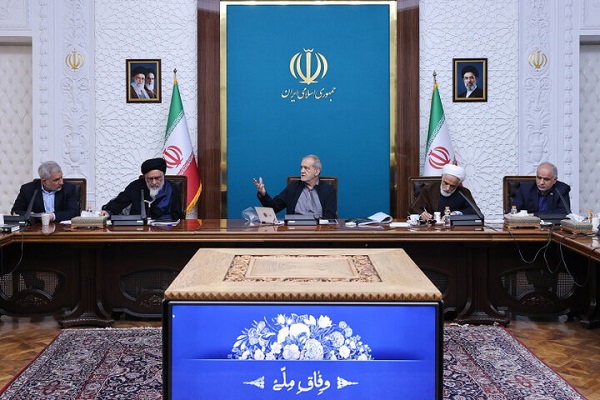پزشکیان: آقایان اژه‌ای و قالیباف با تمام توان، همراه ما در مسیر احقاق حقوق ایران هستند