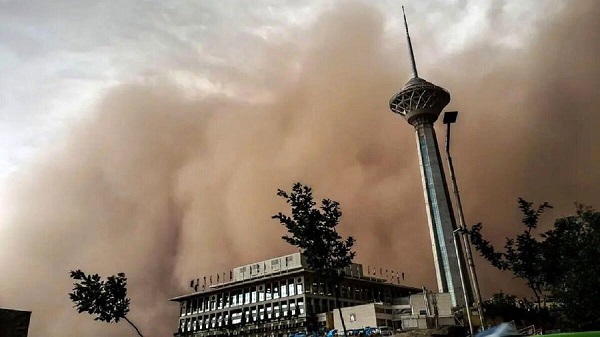 هشدار زرد هواشناسی تهران؛ تندباد و گردوخاک تا چهارشنبه در راه است