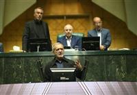 قالیباف: نشست مجلس با رئیس‌جمهور و همه کابینه دولت حول مسائل اقتصادی برگزار شد 