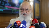 جابه جایی «انبار نفت» سخت است/ سوبسید بنزین را به خرید اتوبوس و مترو بدهند