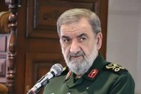 سرلشکر رضایی: آمریکا جلب اعتماد کند تا مذاکره کنیم