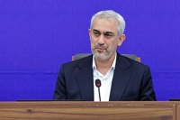 وزیر اقتصاد با عذرخواهی از مردم: زیر هیچ فشاری شانه خالی نکرده‌ و نخواهیم کرد